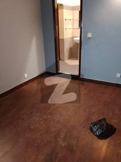 Portion For Rent DHA Phase 1 550 Yards