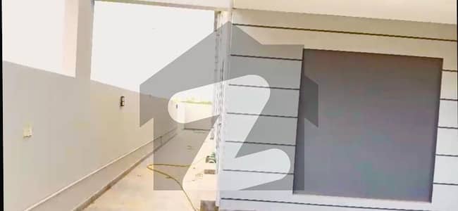 بحریہ ٹاؤن - پریسنٹ 4 بحریہ ٹاؤن کراچی,کراچی میں 5 کمروں کا 1 کنال مکان 4.75 کروڑ میں برائے فروخت۔