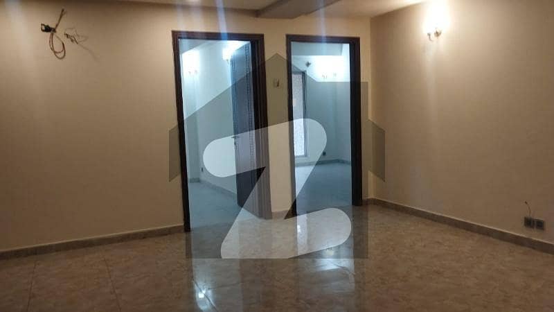 3 Bed Unfurnished Apartment 3 Bed Unfurnished Apartment