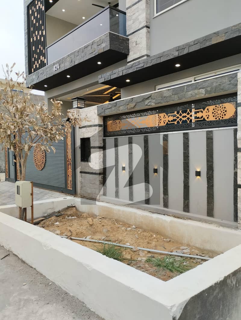 8 Marla Designer House For Sale 8 Marla Designer House For Sale