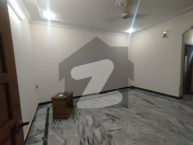 Perfect 10 Marla Lower Portion In G-13 For rent Perfect 10 Marla Lower Portion In G-13 For rent