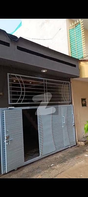 کورل چوک اسلام آباد میں 3 کمروں کا 4 مرلہ مکان 95.0 لاکھ میں برائے فروخت۔