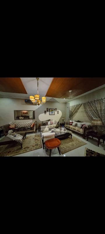 ڈی ایچ اے فیز 6 ڈی ایچ اے ڈیفینس,کراچی میں 9 کمروں کا 2 کنال مکان 26.5 کروڑ میں برائے فروخت۔