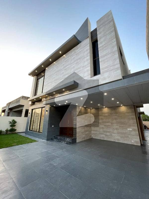 1 Kanal Elegant & Designer House For Sale At Beautiful Location Of Lahore 1 Kanal Elegant & Designer House For Sale At Beautiful Location Of Lahore