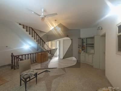 I-8/3 Upper Portion For rent Sized 14 Marla