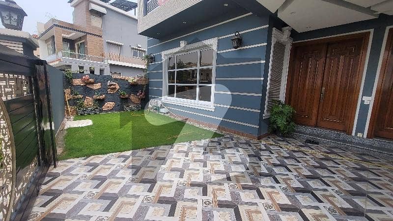 1 Kanal Double Unit Owner-Built Home with Scenic Views Solid Construction 1 Kanal Double Unit Owner-Built Home with Scenic Views Solid Construction