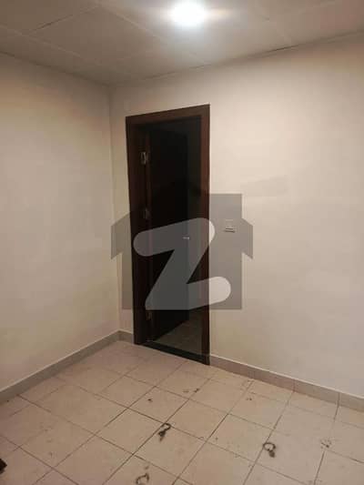 عمار ریف ٹاورز امارکریسنٹ بے,ڈی ایچ اے فیز 8,ڈی ایچ اے ڈیفینس,کراچی میں 2 کمروں کا 7 مرلہ مکان 3.0 لاکھ میں کرایہ پر دستیاب ہے۔ عمار ریف ٹاورز امارکریسنٹ بے,ڈی ایچ اے فیز 8,ڈی ایچ اے ڈیفینس,کراچی میں 2 کمروں کا 7 مرلہ مکان 3.0 لاکھ میں کرایہ پر دستیاب ہے۔