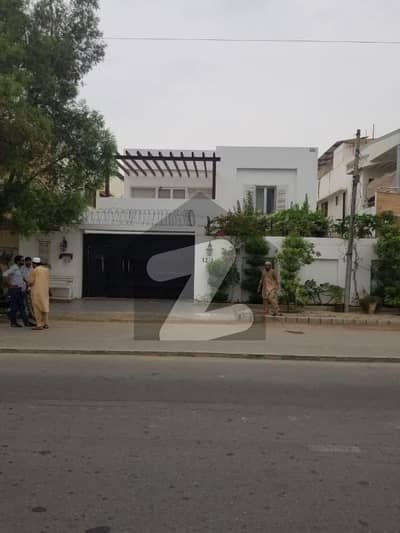 ڈی ایچ اے فیز 6 ڈی ایچ اے ڈیفینس,کراچی میں 5 کمروں کا 1 کنال مکان 12.25 کروڑ میں برائے فروخت۔