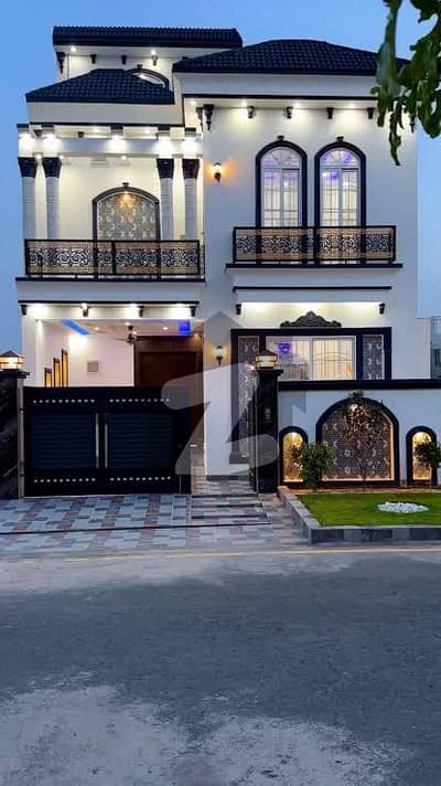 7.5 Marla Double Storey House For Sale