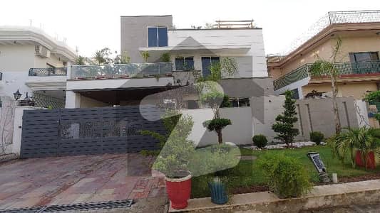 جی