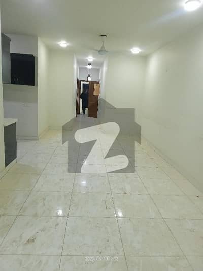 300 SQ Yards First Floor 4 Bed Nice Condition