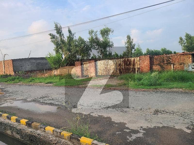 فیروزپور روڈ لاہور میں 40 کنال کمرشل پلاٹ 60.0 کروڑ میں برائے فروخت۔