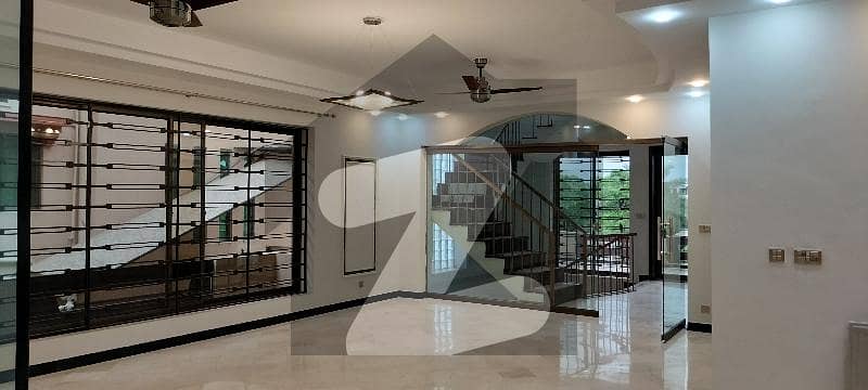 1 Kanal House For Sale In Bahria Town 1 Kanal House For Sale In Bahria Town
