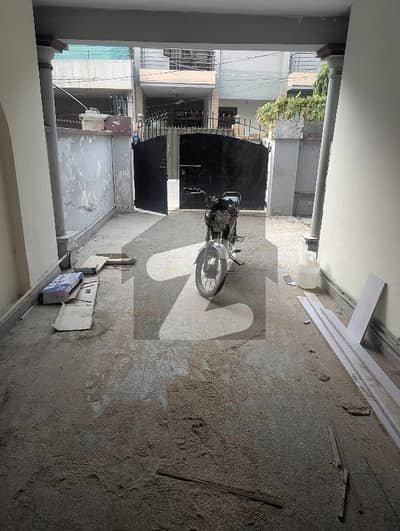 10 Marla House For Rent In E Block Canal View Lahore