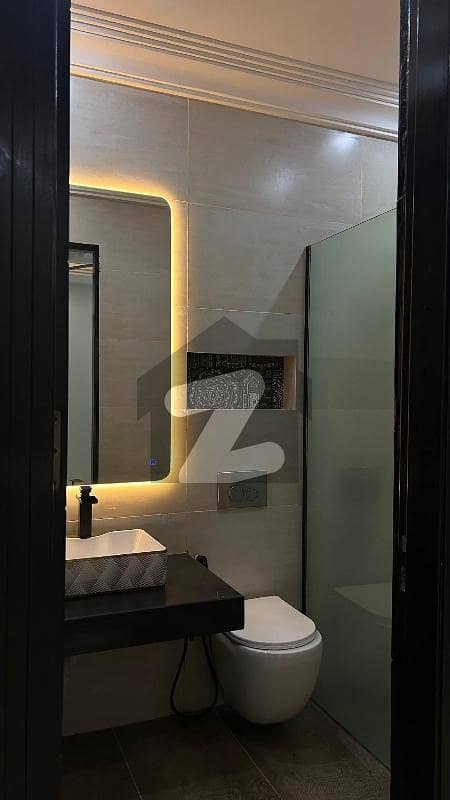 Top City 10 Marla House For Rent