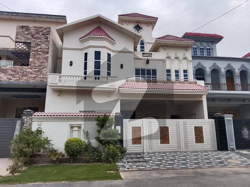 House Of 10 Marla In Wapda Town Phase 2 Is Available