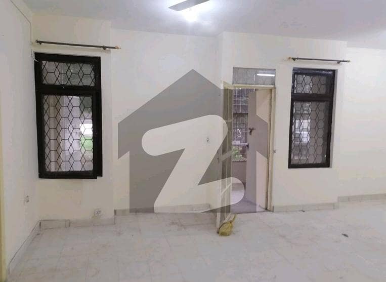 Ideal 10 Marla Flat Available In Askari 5, Lahore Ideal 10 Marla Flat Available In Askari 5, Lahore