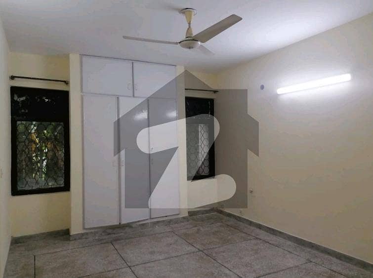 Affordable Flat Available For sale In Askari 5 Affordable Flat Available For sale In Askari 5