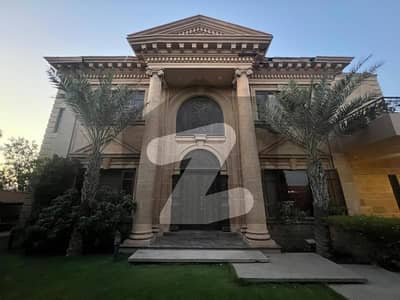 ڈی ایچ اے فیز 8 ڈی ایچ اے ڈیفینس,کراچی میں 6 کمروں کا 2 کنال مکان 20.0 کروڑ میں برائے فروخت۔