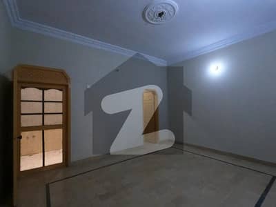 فیڈرل بی ایریا ۔ بلاک 6 فیڈرل بی ایریا,کراچی میں 2 کنال گودام 4.5 لاکھ میں کرایہ پر دستیاب ہے۔