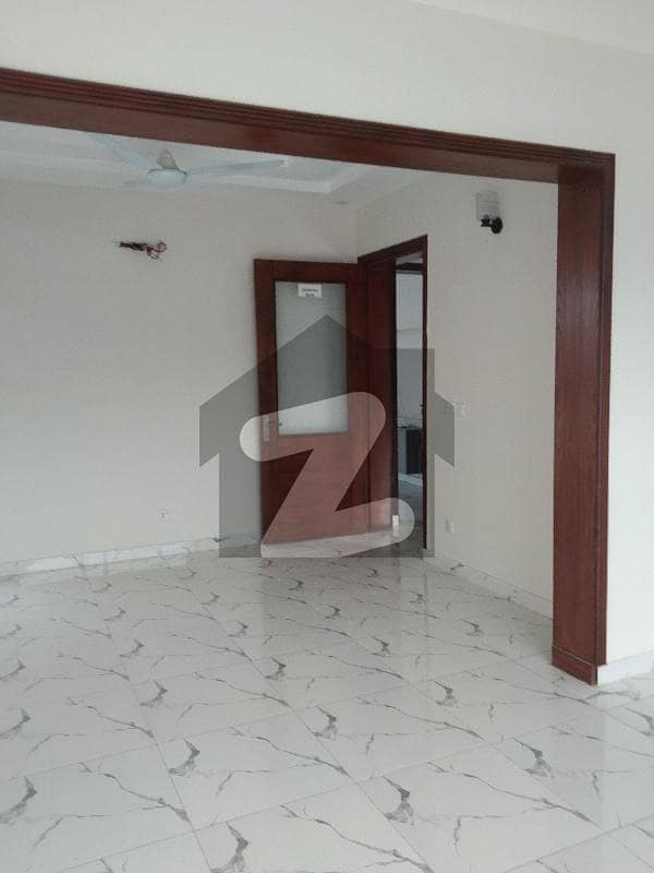 14 Marla Full House Available For Rent In G-13 Islamabad 14 Marla Full House Available For Rent In G-13 Islamabad