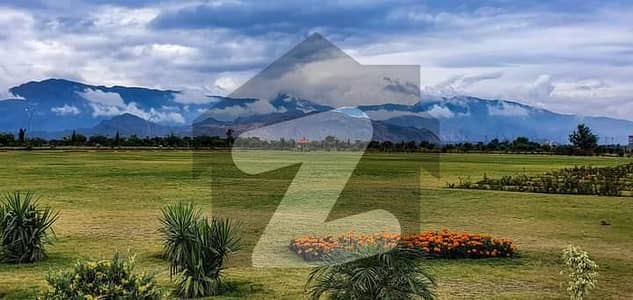 SOUTH facing Near Double Road Ideal location Sector C1