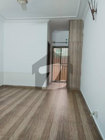 E11