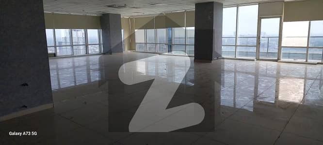 گلبرگ لاہور میں 5 کمروں کا 2 کنال دفتر 30.0 لاکھ میں کرایہ پر دستیاب ہے۔