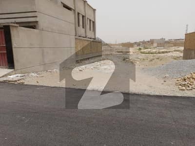 Sun-Facing 3,000 ft Plot for Sale in Baba Farid, Quetta, Near Quetta International Airport Prime Location!