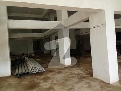 یونیورسٹی روڈ کراچی میں 17 مرلہ عمارت 19.0 لاکھ میں کرایہ پر دستیاب ہے۔