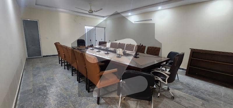 آئی ۔ 9 اسلام آباد میں 1 کنال دفتر 10.0 لاکھ میں کرایہ پر دستیاب ہے۔