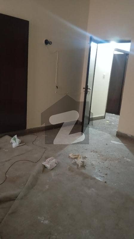good condition first floor for 4
