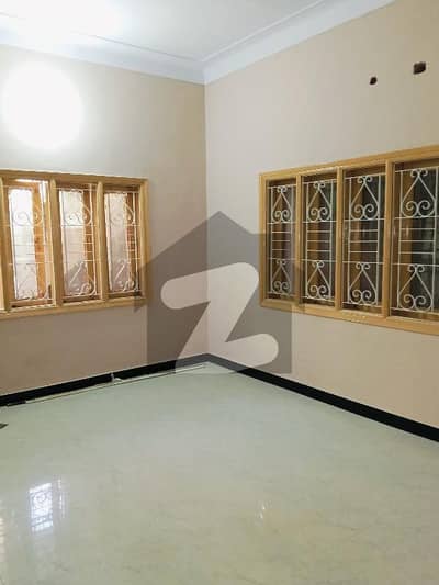 نارتھ ناظم آباد کراچی میں 3 کمروں کا 8 مرلہ زیریں پورشن 75.0 ہزار میں کرایہ پر دستیاب ہے۔