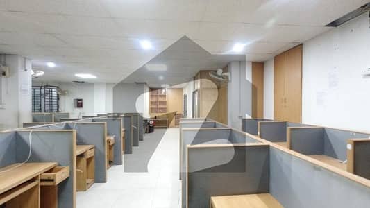 Ist Floor 1600 Square Feet Office For Rent In G-7 Markaz Islamabad