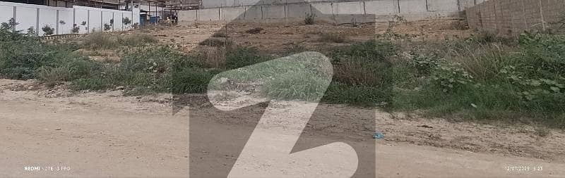 ایس آئی ٹی ای فیز2 سندھ انڈسٹریل ٹریڈنگ اسٹی - ایس آئی ٹی ای,کراچی میں 4 کنال صنعتی زمین 11.5 کروڑ میں برائے فروخت۔