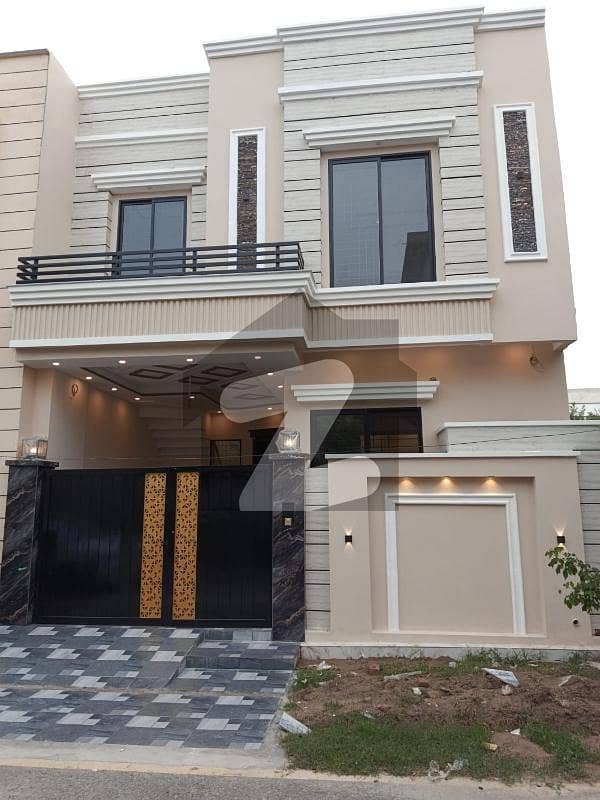 AL RAZAAQROYLAS VELLY 4 MARLA HOUSE EAST FACING