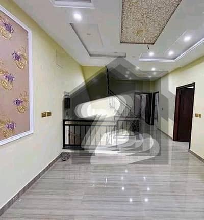 جمشید روڈ کراچی میں 2 کمروں کا 5 مرلہ فلیٹ 1.75 کروڑ میں برائے فروخت۔