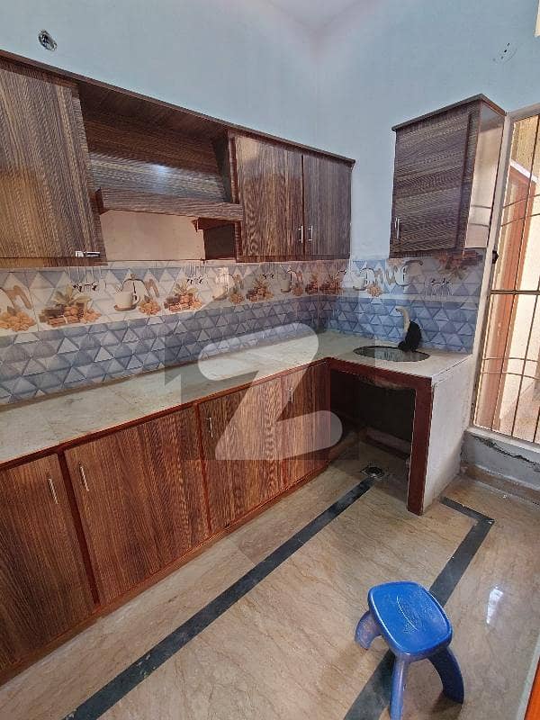 5 MARLA UPPER PORTION AVAILABLE FOR RENT. 5 MARLA UPPER PORTION AVAILABLE FOR RENT.