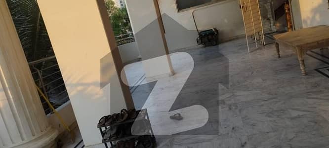 پی