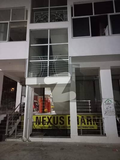 30x30 Commercial Plaza For sale