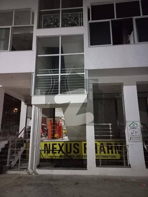 30x30 Commercial Plaza For sale