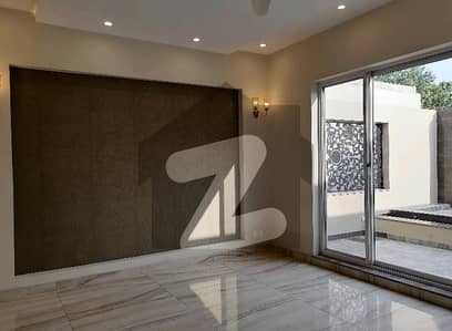 1 Kanal House In Lahore Is Available For sale