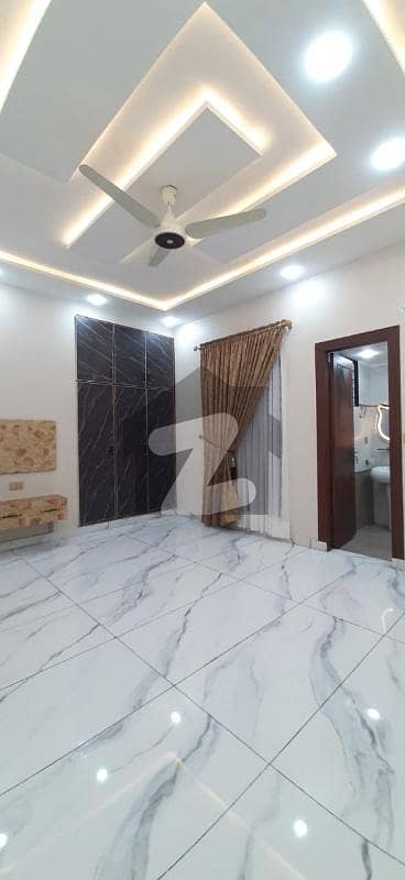 Prime Location 10 Marla House For rent In Wapda Town Wapda Town