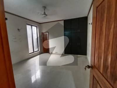 10 MARLA HOUSE FOR RENT IN REAL COTTAGES NEAR DHA PHASE 1