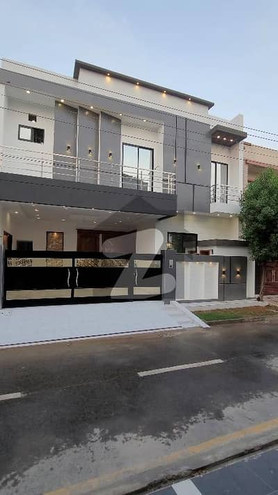 Luxury House in Rafi Gardens Sahiwal