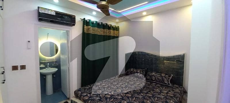 جوہر ٹاؤن فیز 2 جوہر ٹاؤن,لاہور میں 1 کمرے کا 2 مرلہ فلیٹ 52.0 ہزار میں کرایہ پر دستیاب ہے۔