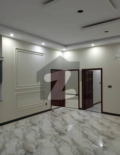 Portion For Sale On Amir Khusro Road