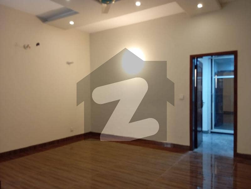 1 Kanal House For Sale In Model Town