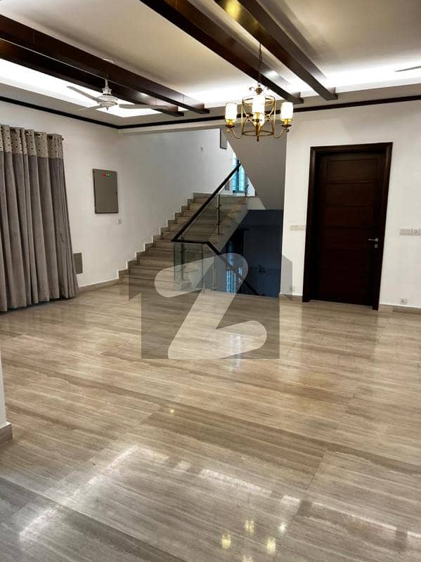 HOUSE FOR SALE IN F 10 ISLAMABAD