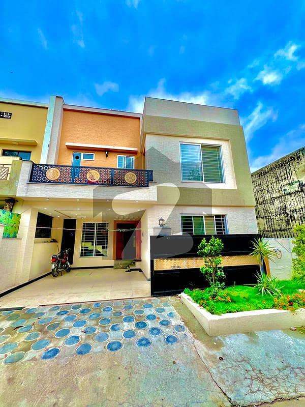 7 Marla Most Designer And Most Luxurious House Available For Sale 7 Marla Most Designer And Most Luxurious House Available For Sale